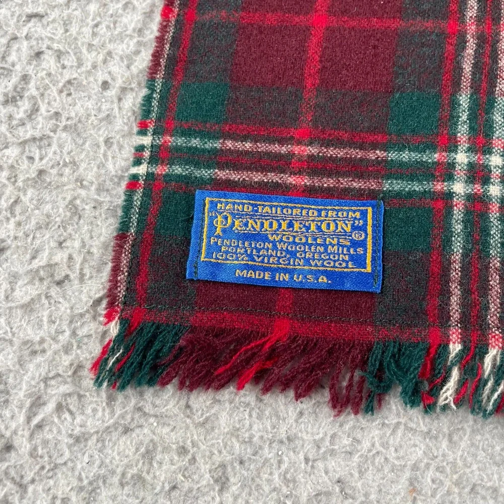 Vintage Pendleton Virgin Wool Plaid Scarf Quiet Luxury‎ Academia Red Old Money